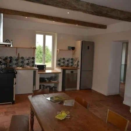 Nougaroulet, 5 Pieces, 11 Personnes - Fr-1-483-309 Holiday home *